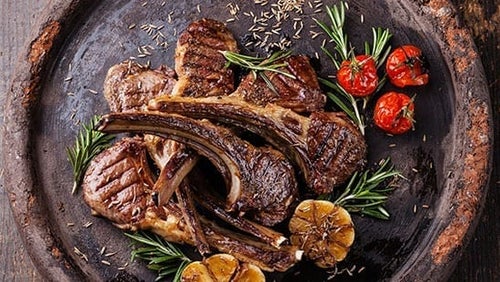 Paleo Ernährung: Essen für echte Primaten-Kraft?!