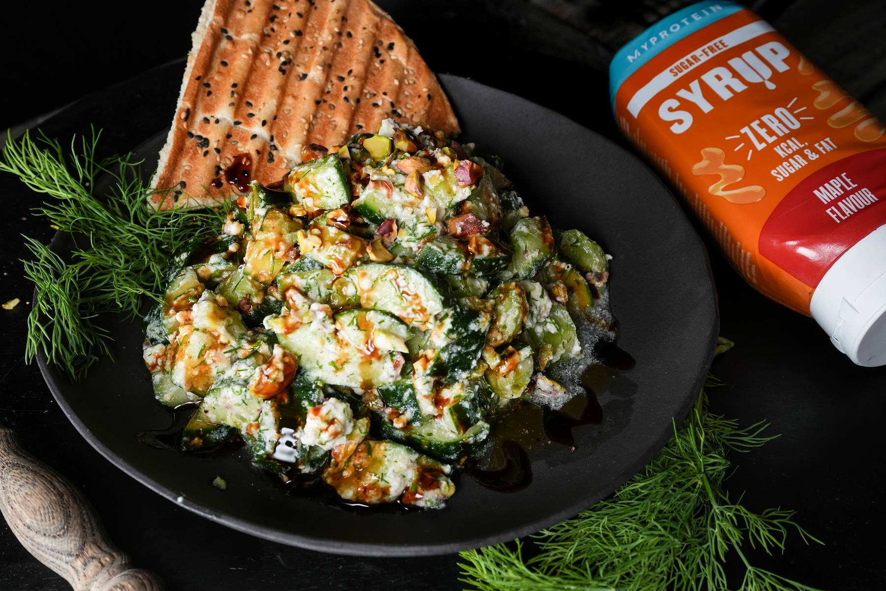 Veganer Feta-Gurken-Salat
