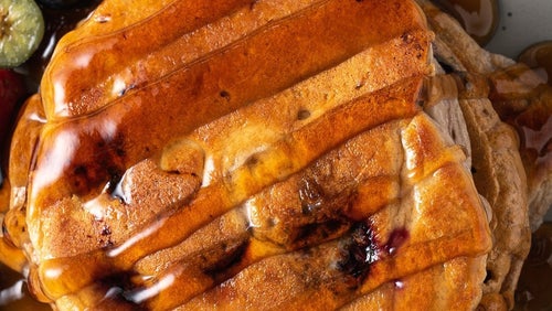 Gefrorene Protein Pancakes mit Beeren