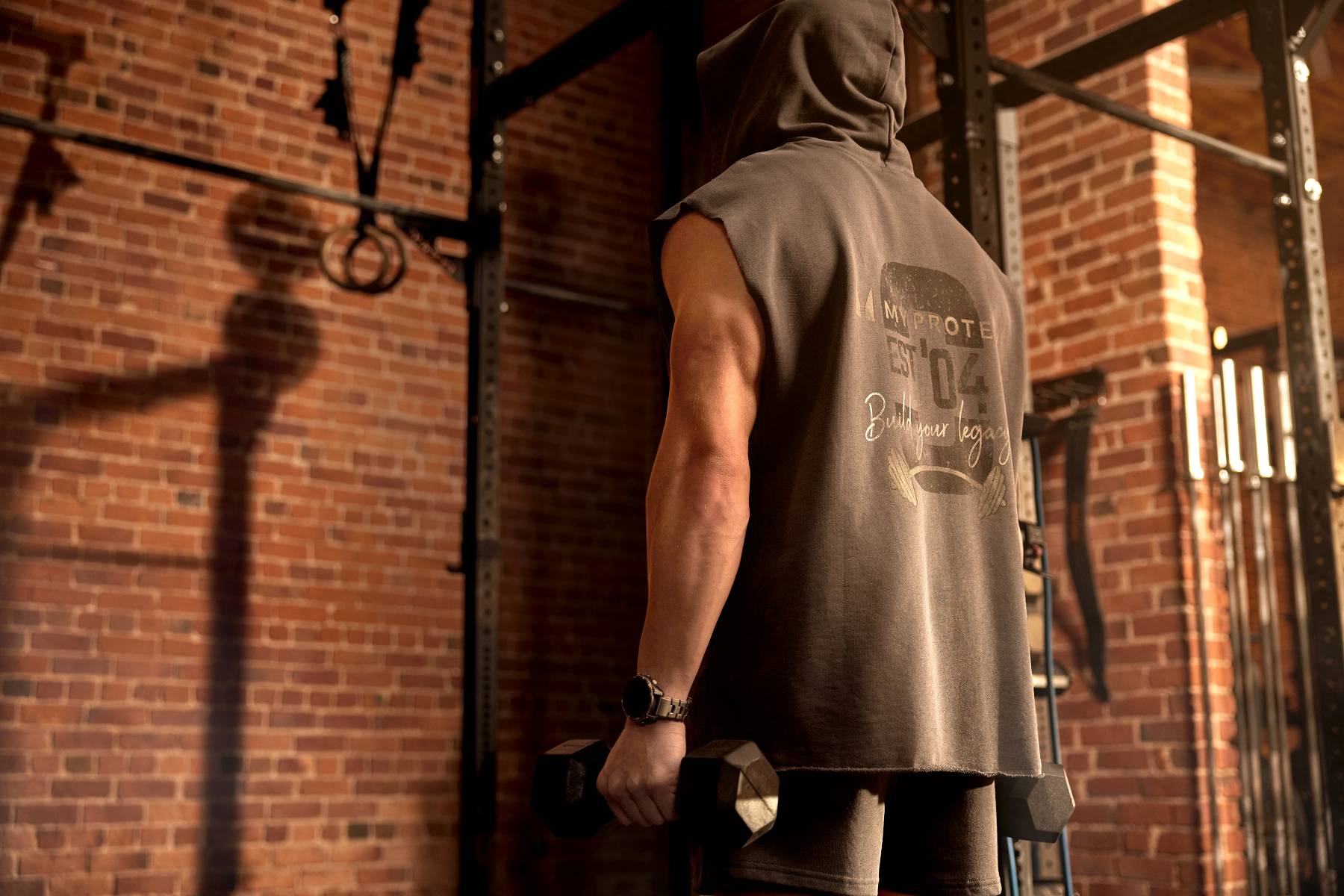Baue deine Armmuskulatur mit dem Arm-Workout von unserem Personal-Trainer auf