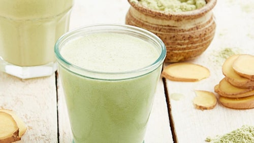 Wake-Me-Up Matcha Whey Protein, Peach & Ginger Smoothie