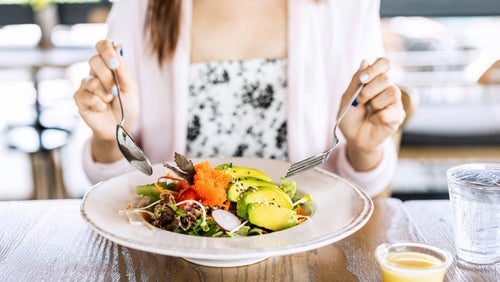 Hunger Management: 8 Tips for Controlling Cravings