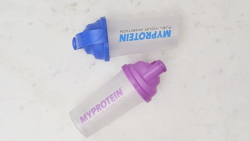 ¿Es bueno tomar batidos de proteína antes de irse a la cama?