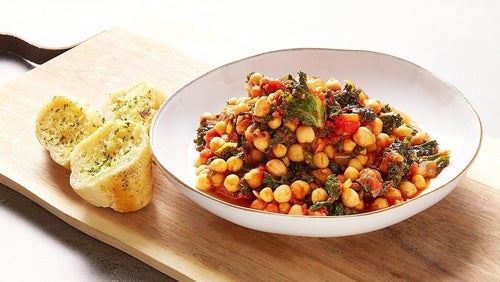 Comidas típicas con ingredientes básicos | 3 recetas fáciles