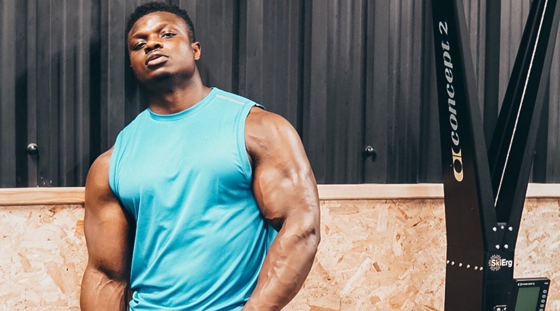 Entrenamiento con el Physique Pro Abou Konate | Rutina de brazos