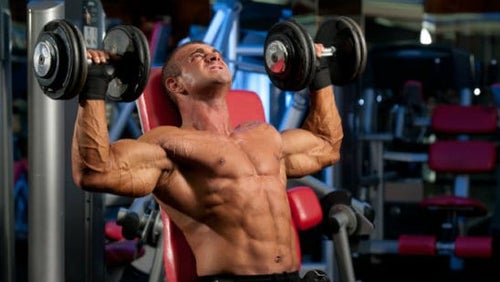 I migliori esercizi per le spalle con manubri | Allenamento spalle per aumentare di massa