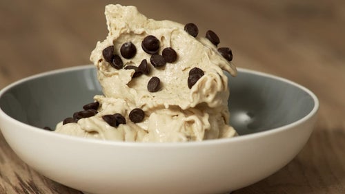 Gelado Saudável de 3 Ingredientes | Banana & Manteiga de Amendoim