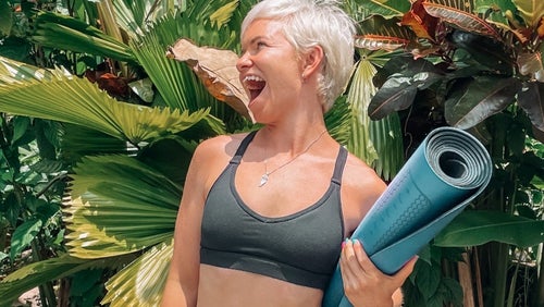 "Sinto-me incrível" | O impacto do yoga em revista
