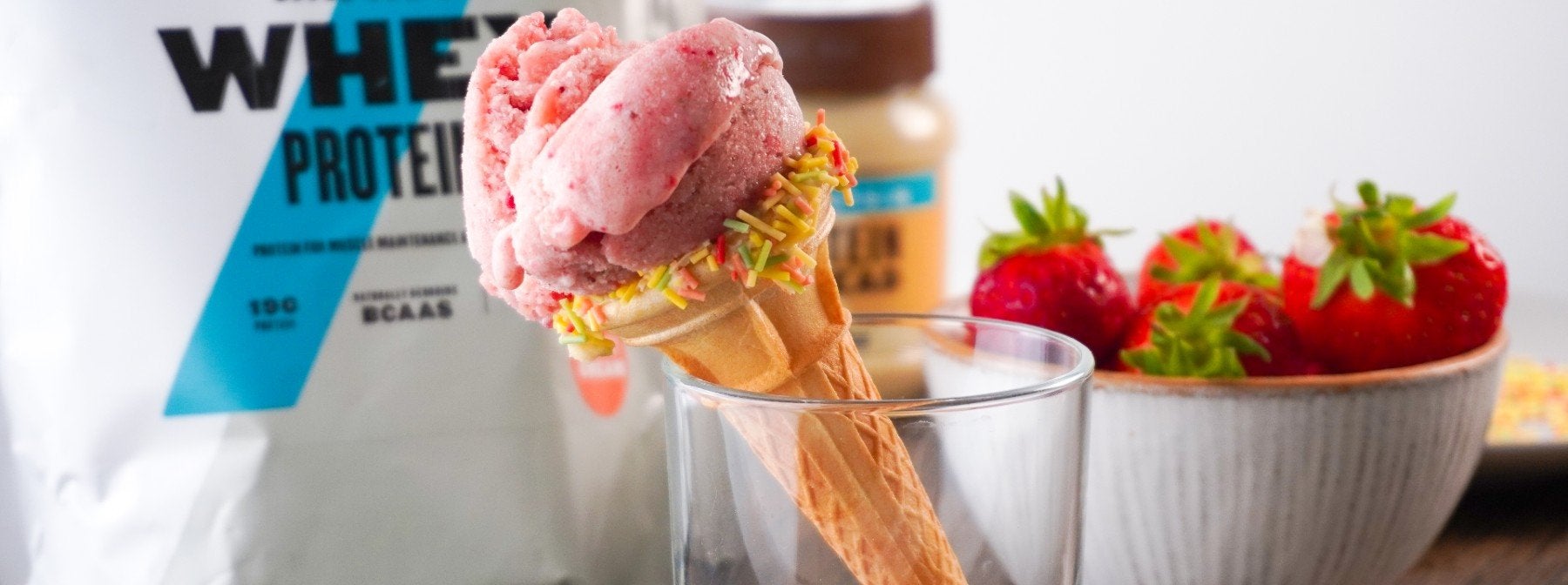 Gelado Proteico de Banana e Morango com 4 Ingredientes