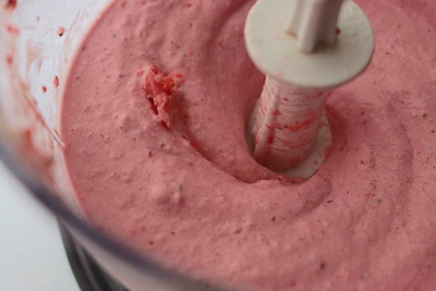 gelado de morangos e whey