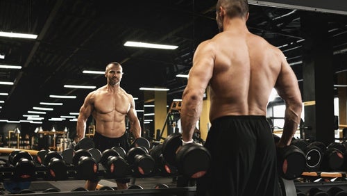Hoe een Dumbbell Shoulder Shrug te doen | Vorm & Techniek
