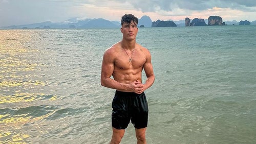 'Cheat Codes For Bulking': Joe Fazer's 1,000+ Calorie Protein Shakes