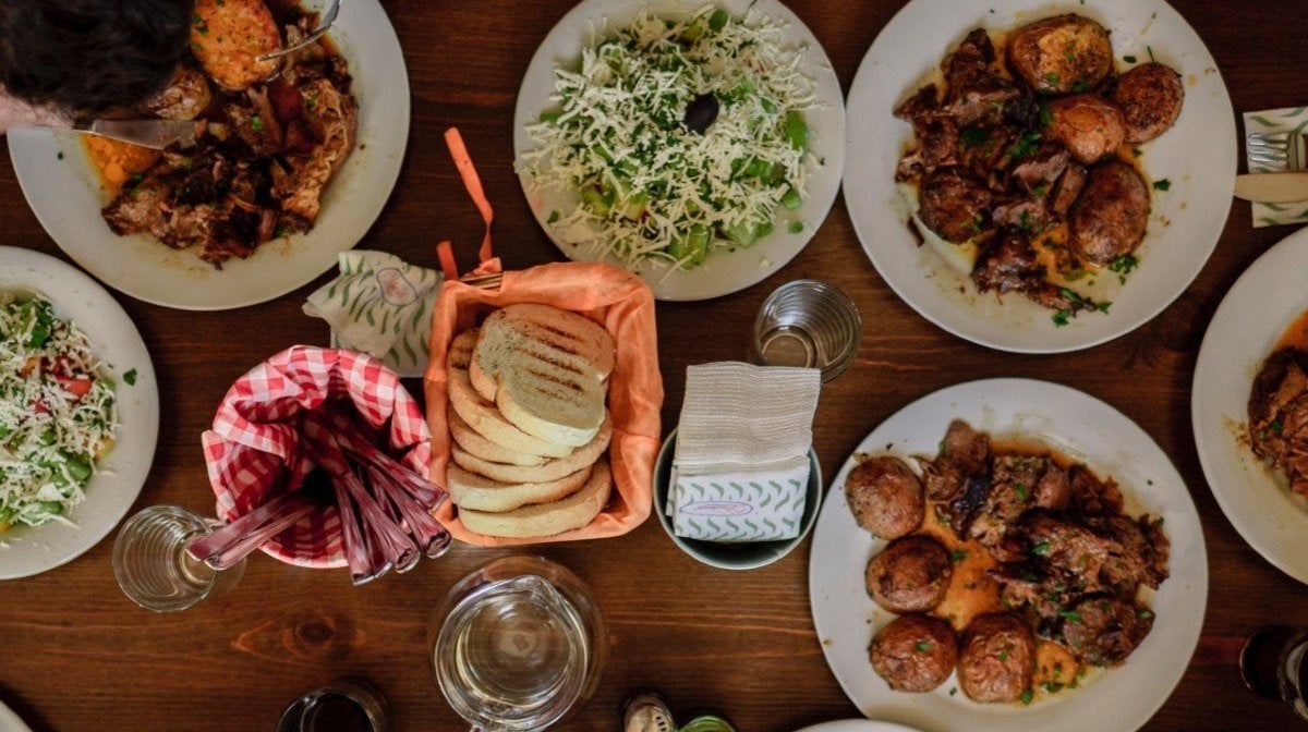 Nutritionists Review The Most Popular Diets of 2021 So Far