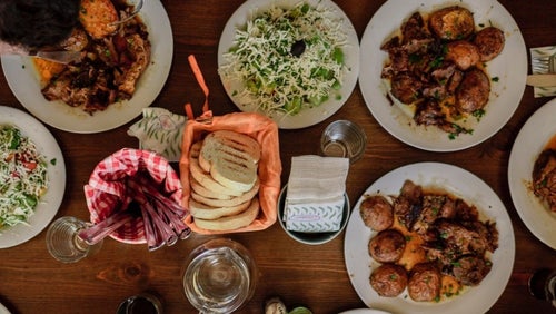 Nutritionists Review The Most Popular Diets of 2021 So Far