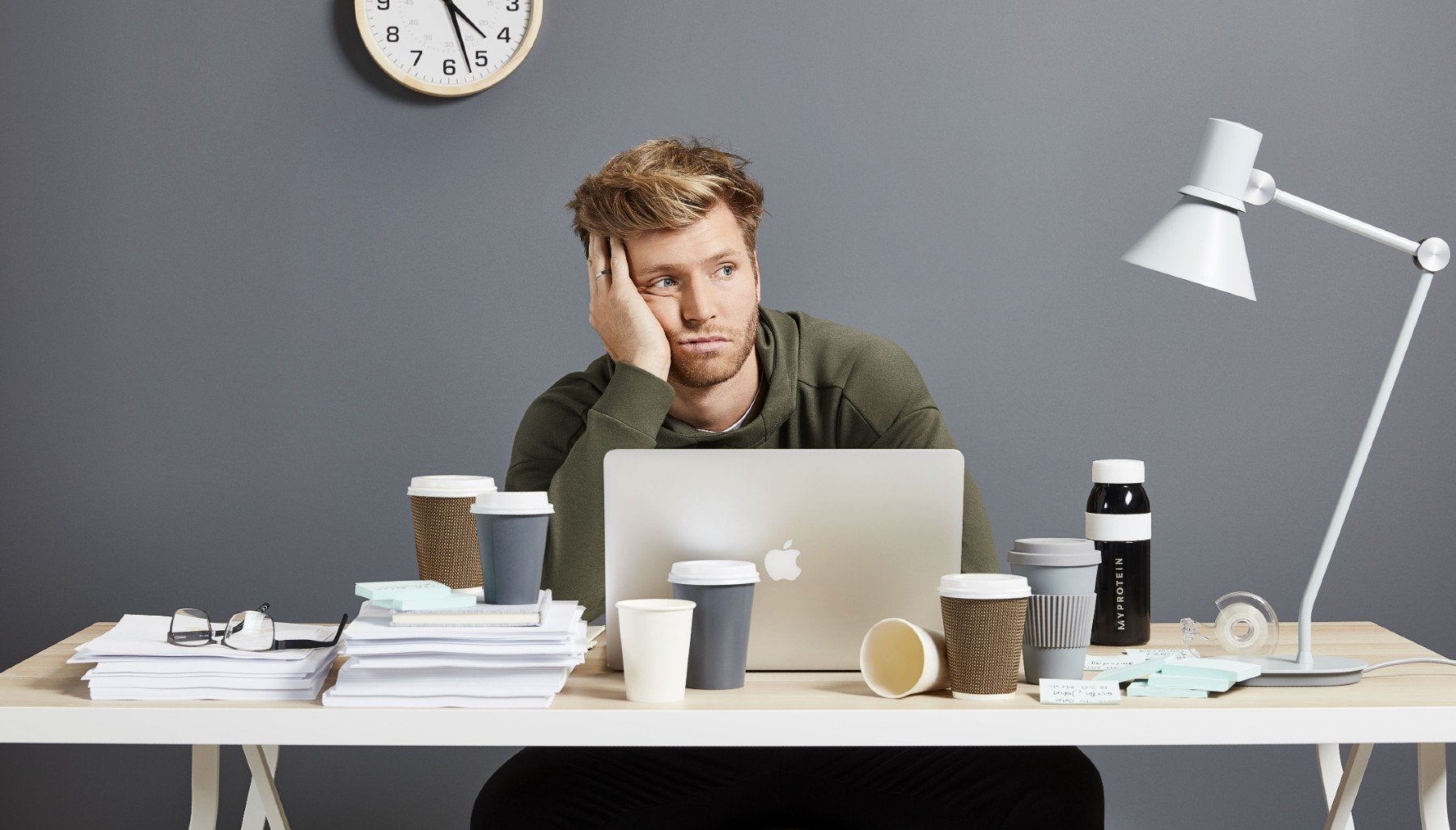 7 Tips To Stay Focused When You're Studying From Home