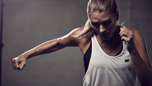 Trening Klatki Piersiowej Dla Kobiet w Domu i Na Siłowni