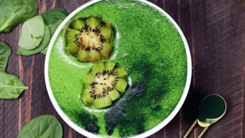 Czym jest Spirulina? Korzyści zdrowotne i efekty uboczne