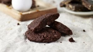 8 Supplements & Snacks You Didn't Know Were Vegan