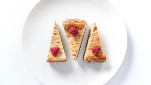 Dvojvrstvový Fit Cheesecake S Malinami A Bielou Čokoládou