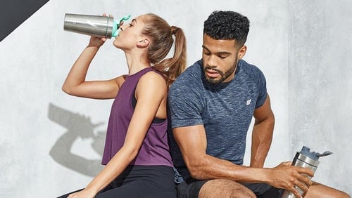 Vad är Whey Protein? | Fördelar, Nackdelar och Dosering