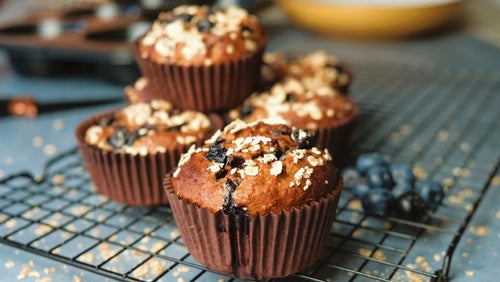 Proteinrika muffins med blåbär och havre