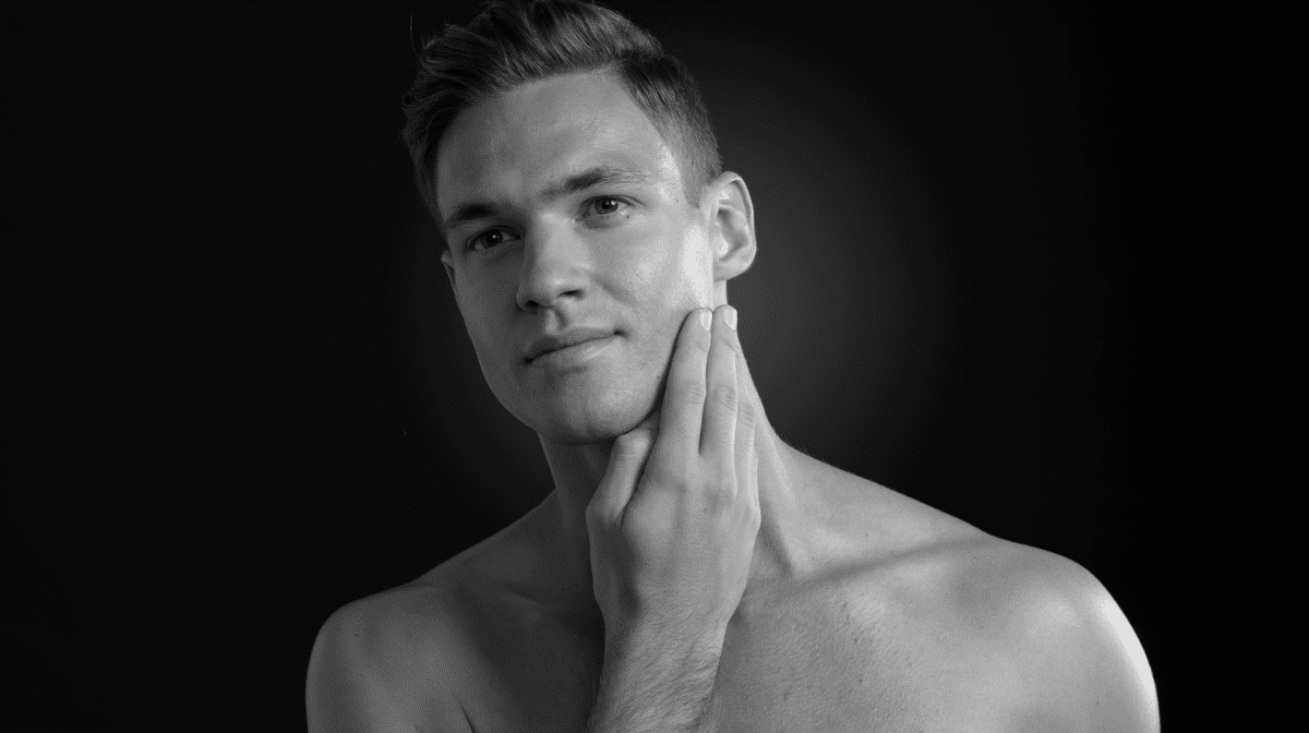 Treat yourself with the right tools and techniques for shaving | Gillette Labs UK
