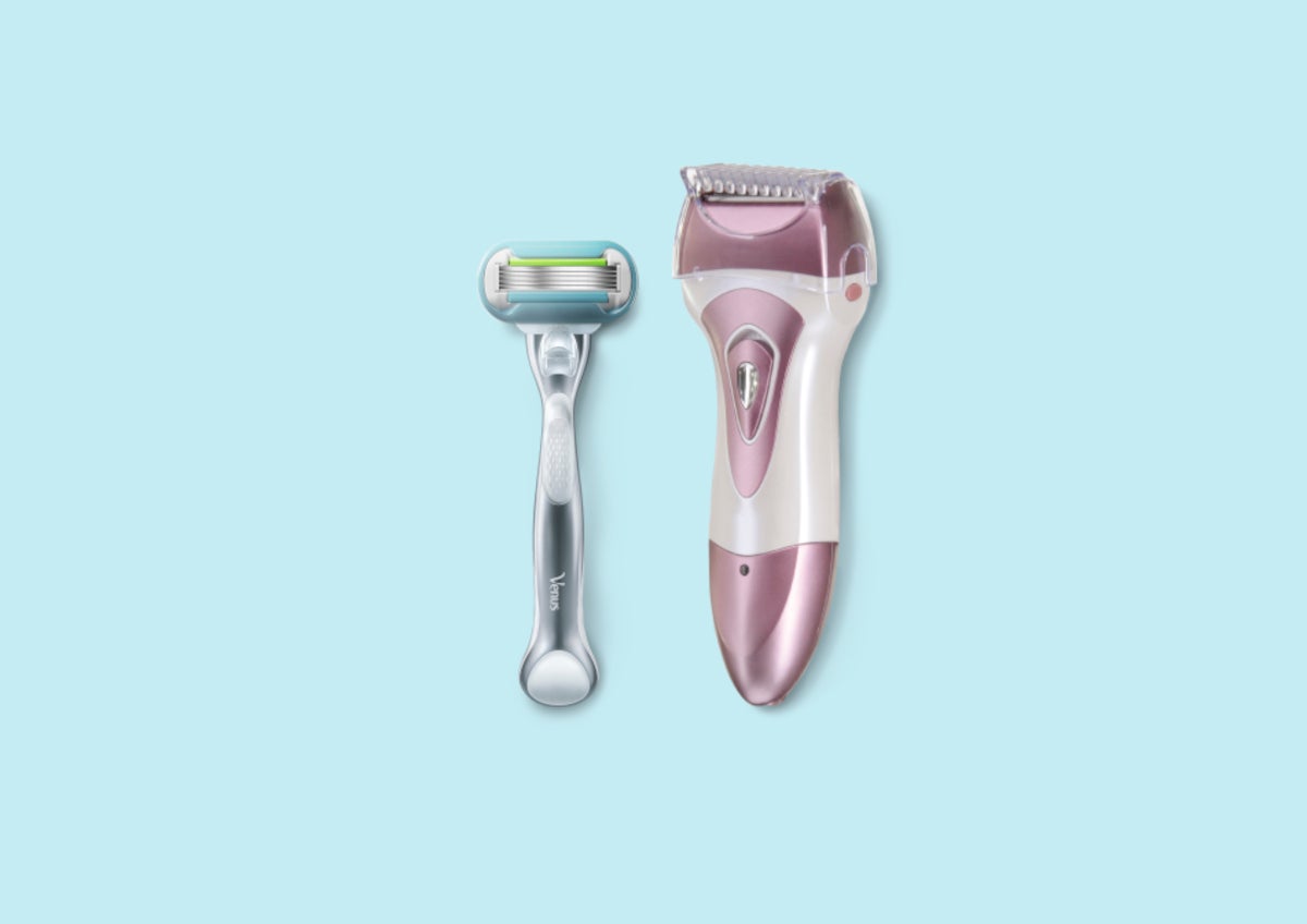 A Gillette Venus razor and a electric razor on a pale blue background | Gillette Venus UK