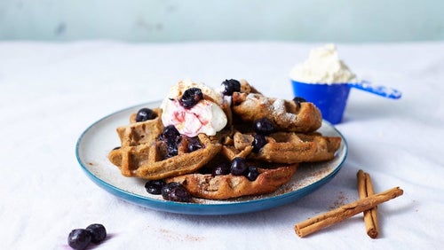 Veganistisch Eiwitwafel Recept | 15 minuten kaneelbroodjeswafels