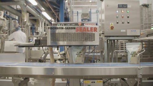 Hoe veganistisch eiwitpoeder wordt gemaakt | In The Lab