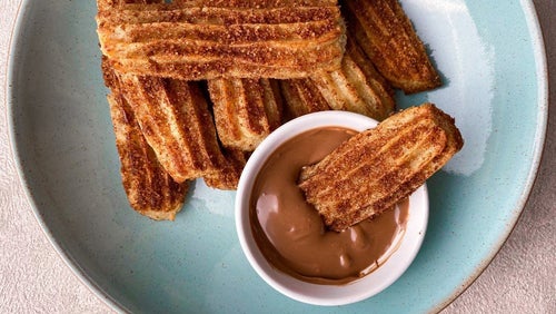 Zdravé pečené churros s proteinovou pomazánkou