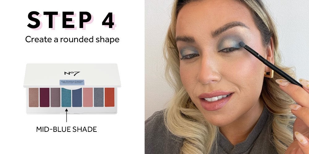 Woman applying Stay Perfect Eye Shadow Palette in Matte Nudes in her eye