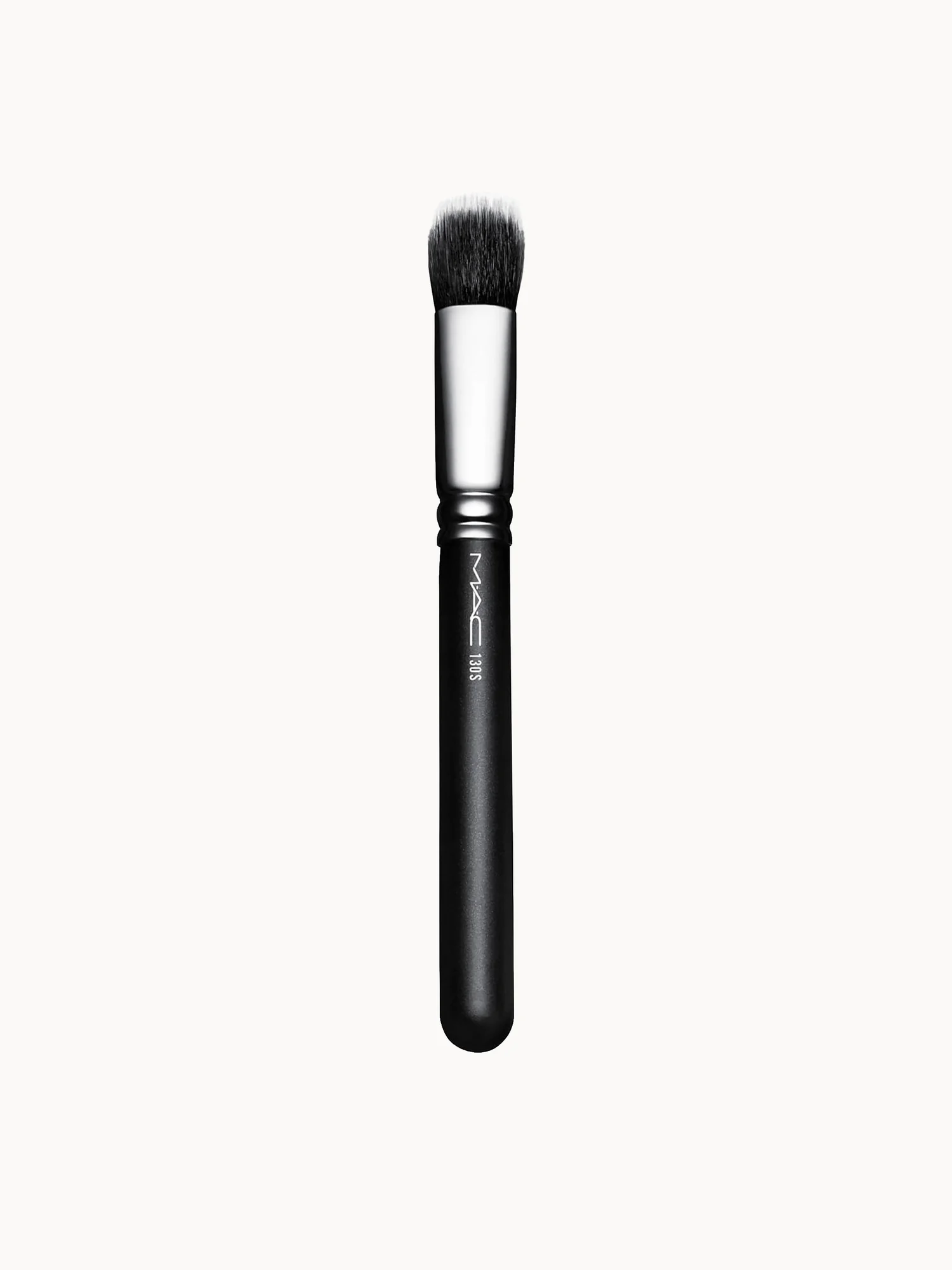 MAC 130S Short Duo Fibre Face Brush