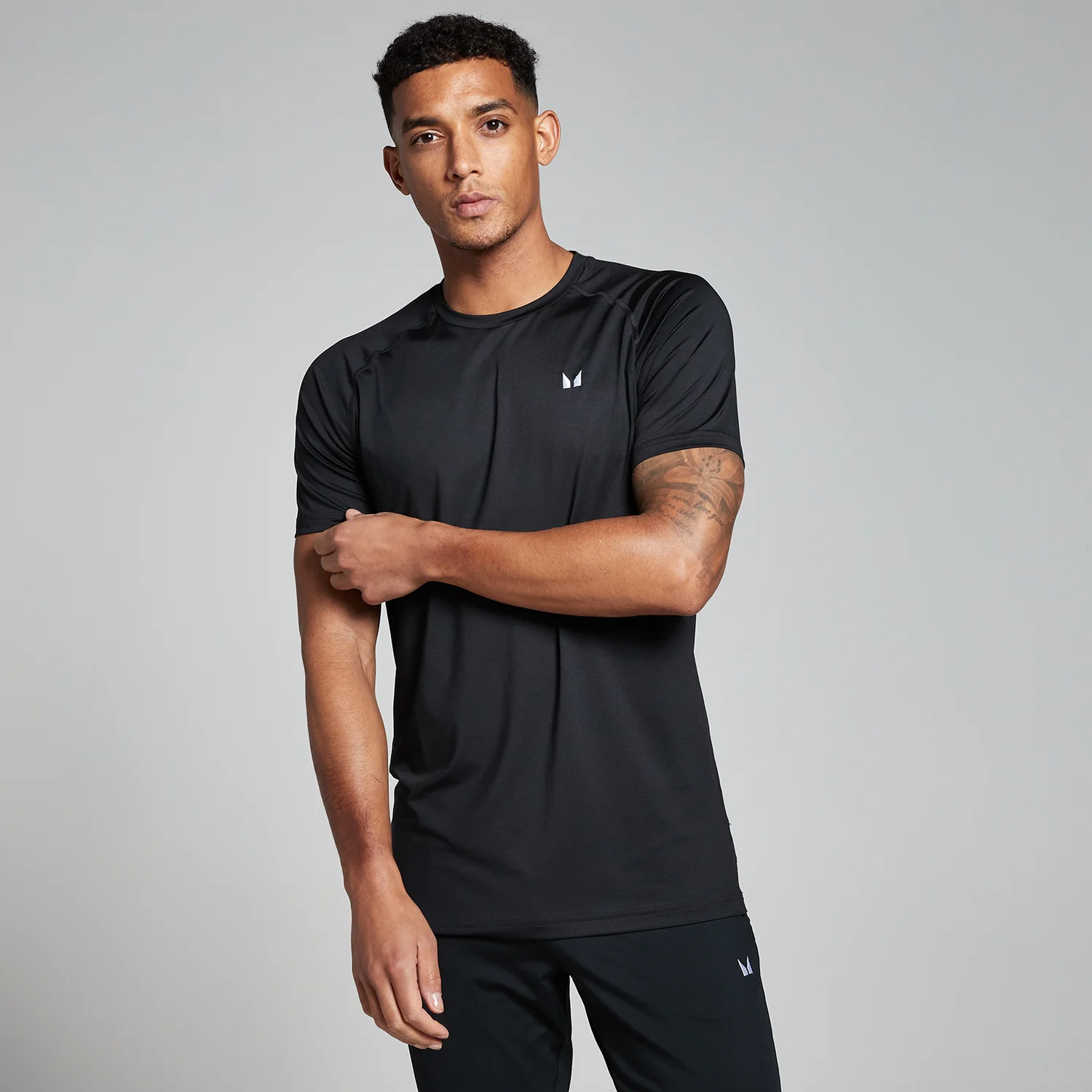 Authentic Gym® ACTIV T-shirt | Wit - Fitness T-shirt Korte Mouw Heren Functioneel & Sneldrogend Sportshirt, Workout Gym Shirt, wit, S Authentic Gym® ACTIV T-shirt | Wit - Fitness T-shirt Korte Mouw Heren Functioneel & Sneldrogend Sportshirt, Workout Gym Shirt, wit, S