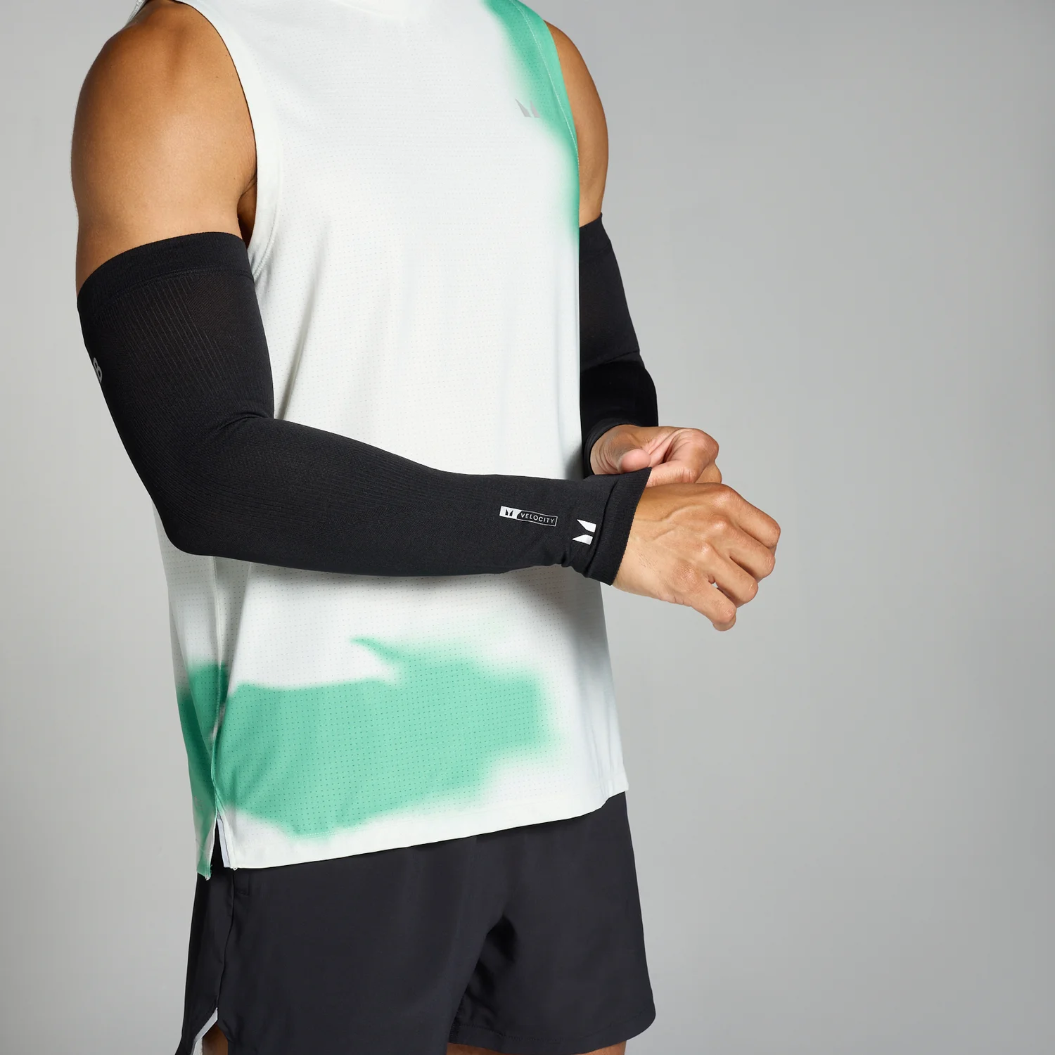 MP Reflective Arm Sleeve - Black