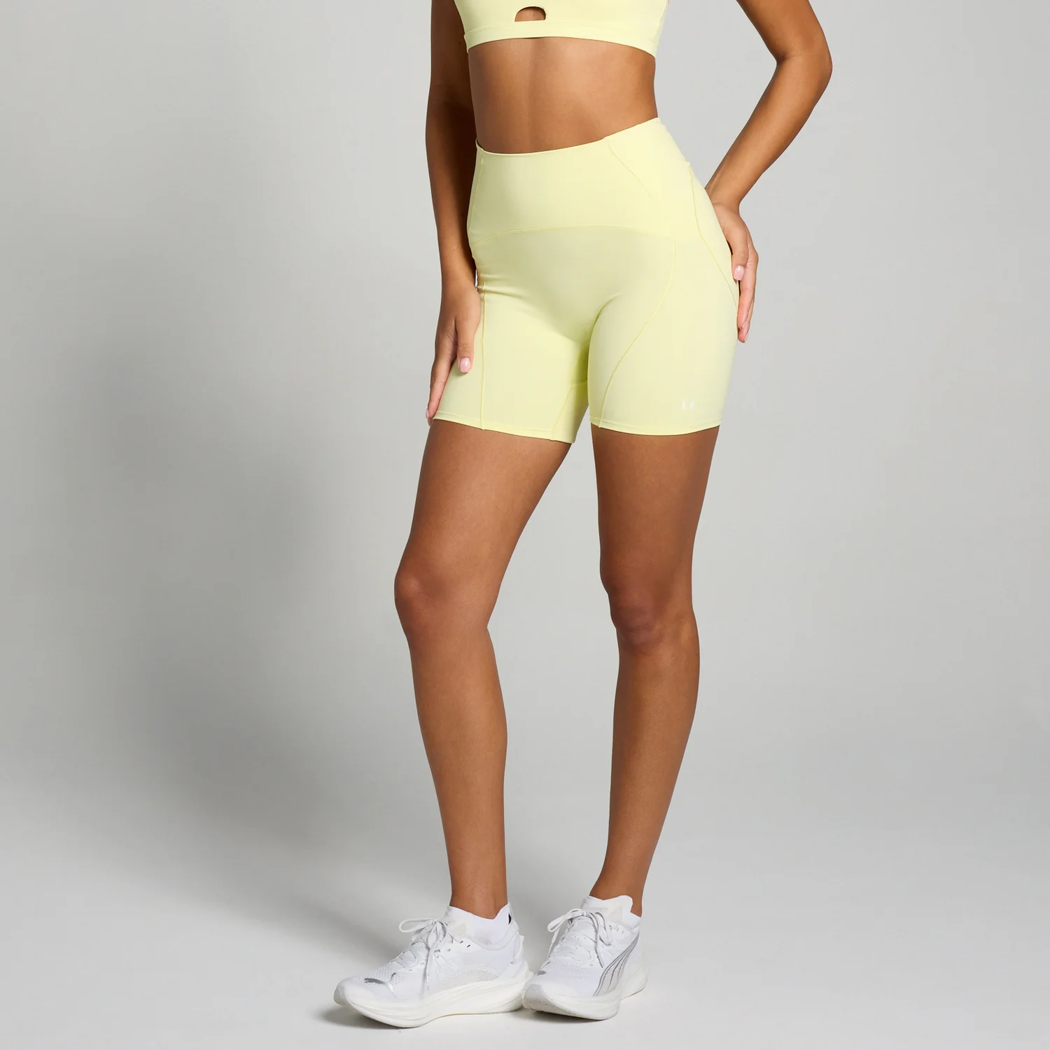 MP Women's Tempo Ultra Curved Seam Shorts
