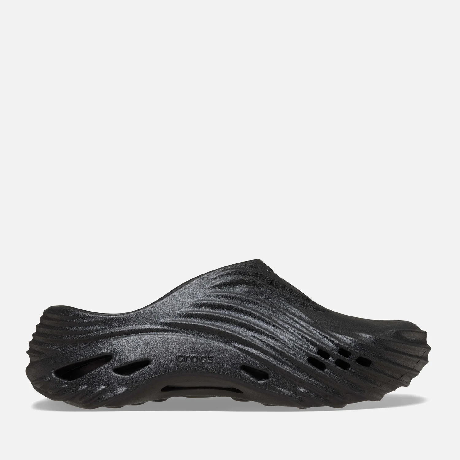 Crocs Unisex Echo Wave – Black MYPROTEIN™